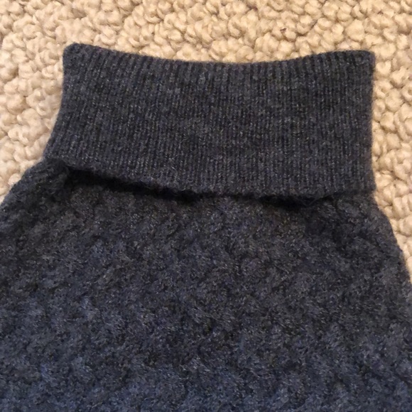 Carbon2Cobalt Merino Wool sweater - Picture 7 of 15
